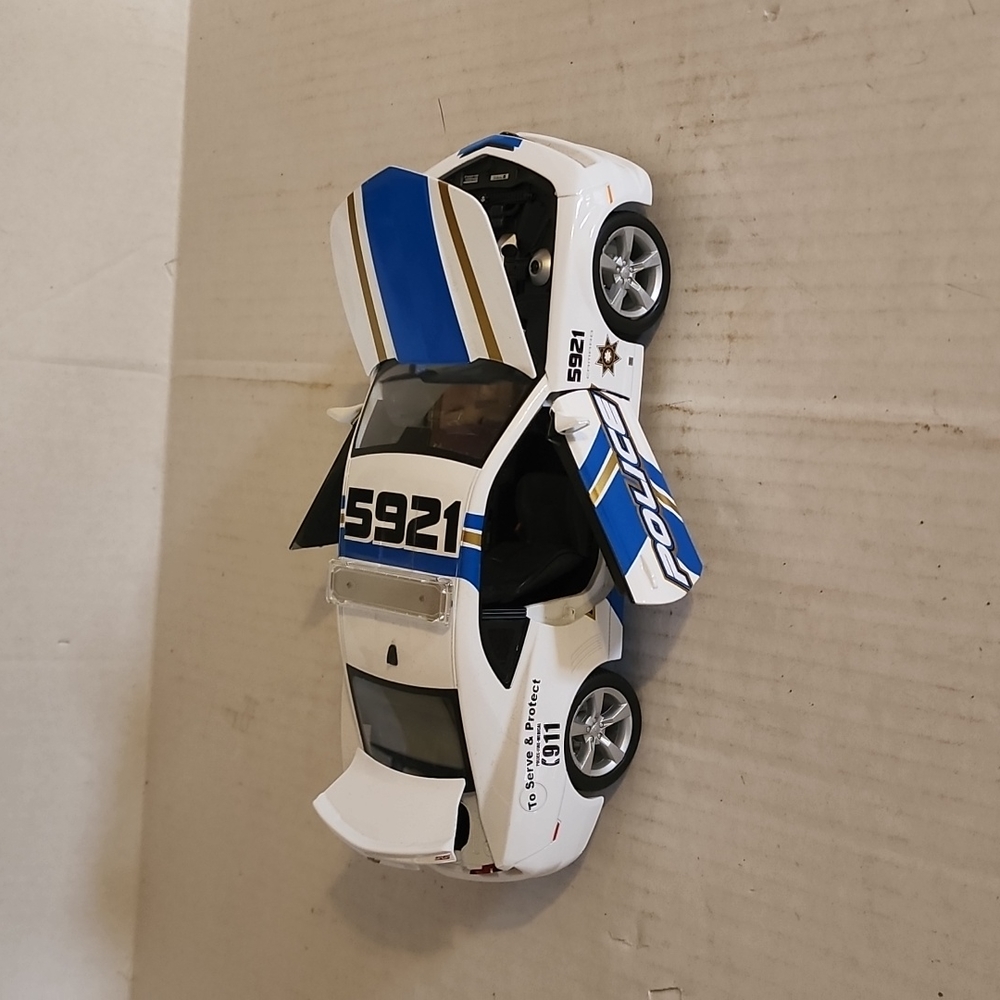 2010 chevrolet camaro diecast police car